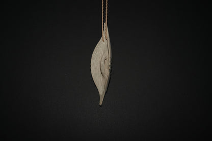 Large Fluted Broad Shield