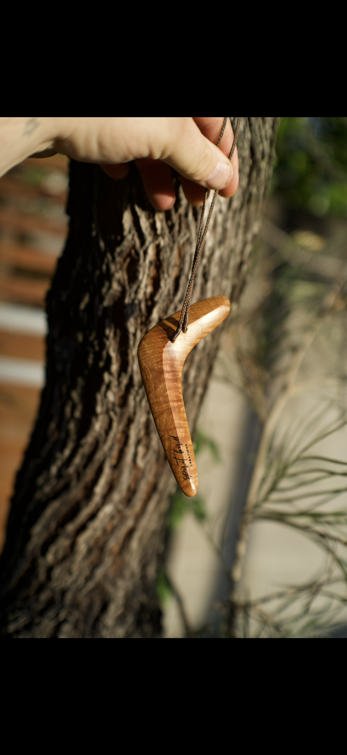 Hooked Hunting Boomerang 1